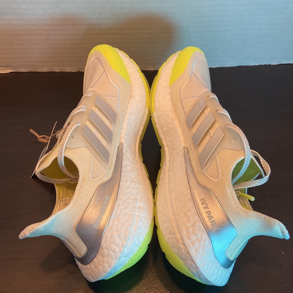 New Adidas x Ivy Park Ultraboost Off White Size 6 - Picture 11 of 12